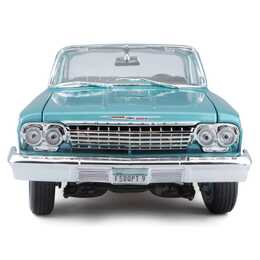 MAISTO Chevrolet Bel Air 1962 Auto (1:18)