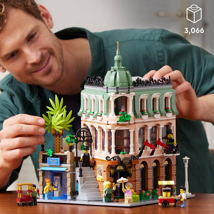 LEGO Icons Boutique Hotel (10297, Difficile da trovare)