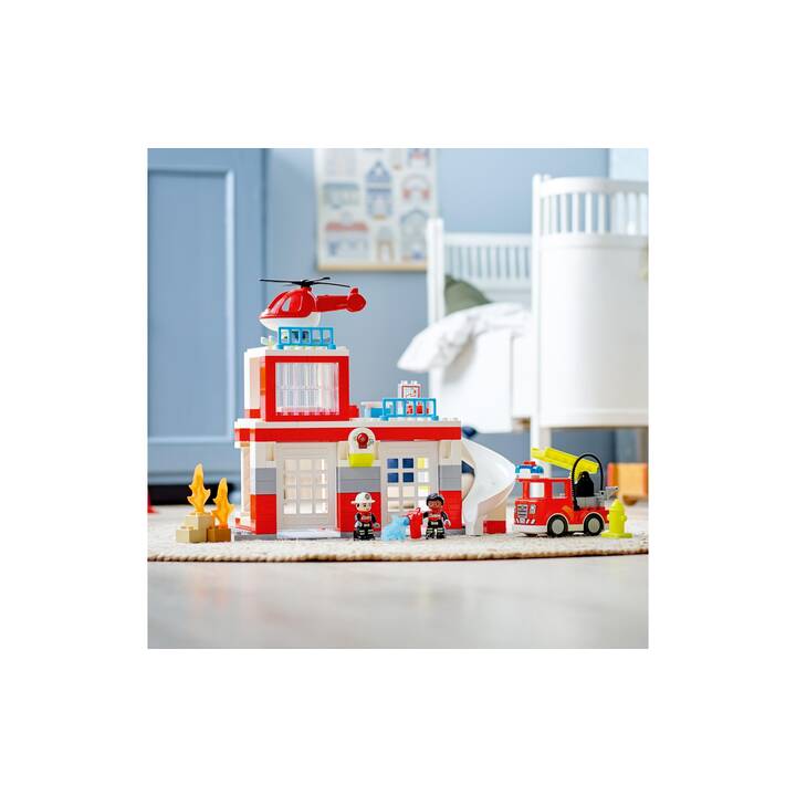 LEGO DUPLO Feuerwehrwache mit Hubschrauber (10970)