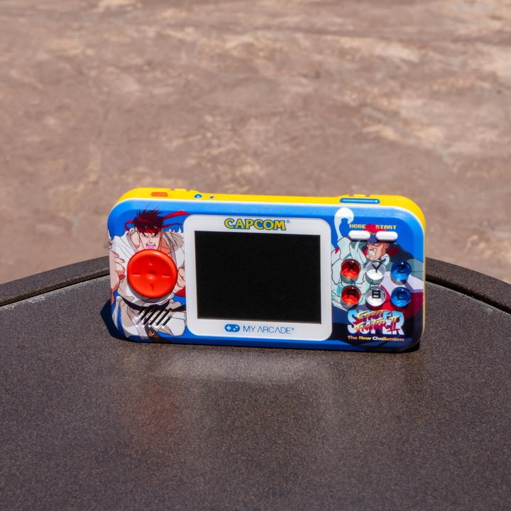 DREAMGEAR Pocket Player Pro - Street Fighter 2 (Street Fighter 2