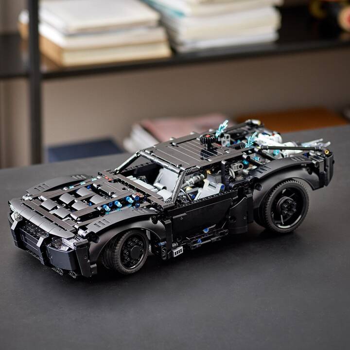 LEGO Technic Batmobile di Batman (42127)