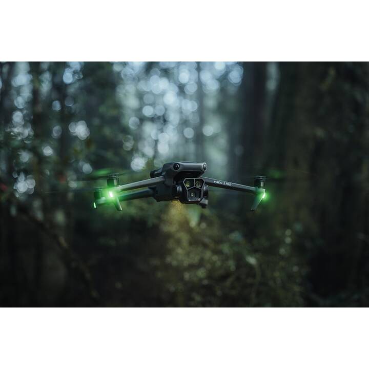 DJI Mavic 3 Pro Cine Premium Combo (DJI RC Pro) 