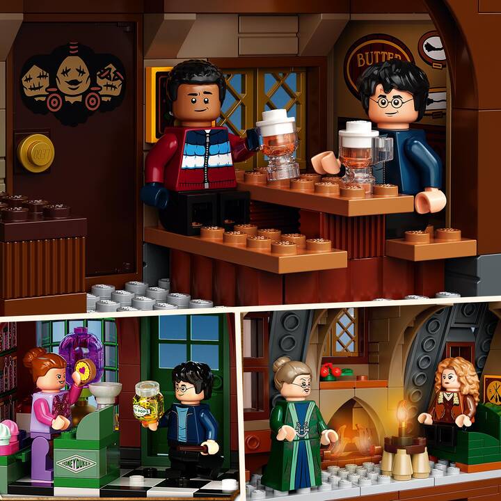 LEGO Harry Potter Hogsmeade (76388)