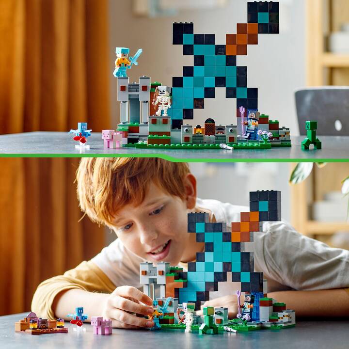 LEGO Minecraft L’avamposto della spada (21244)