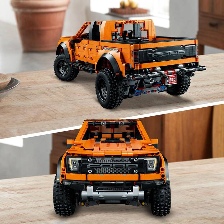 LEGO Technic Ford F-150 Raptor (42126)